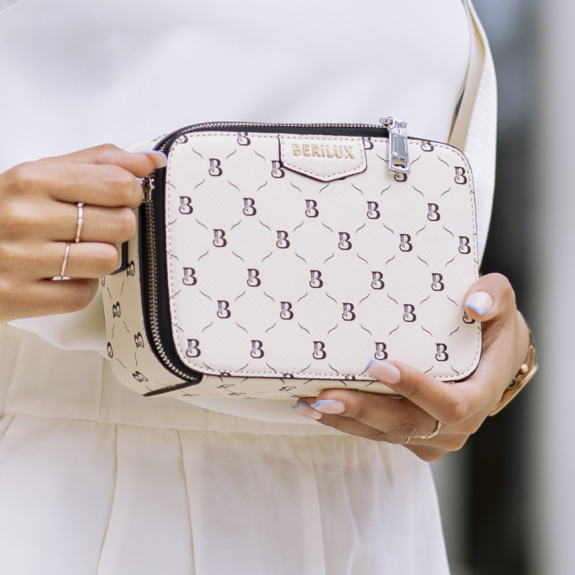 Shoulder Bag Cremeweiß